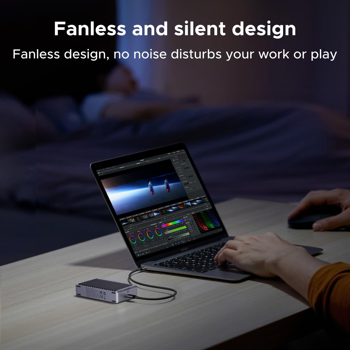 UGREEN 55316 fanless quiet enclosure in use