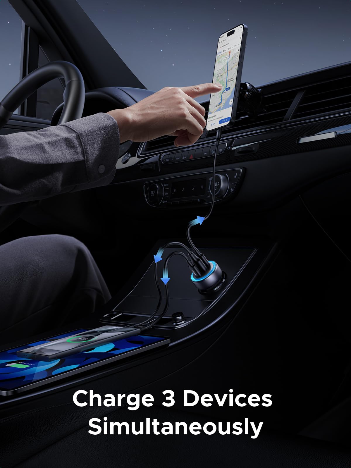 UGREEN 45843 car charger charging three devices simultaneously