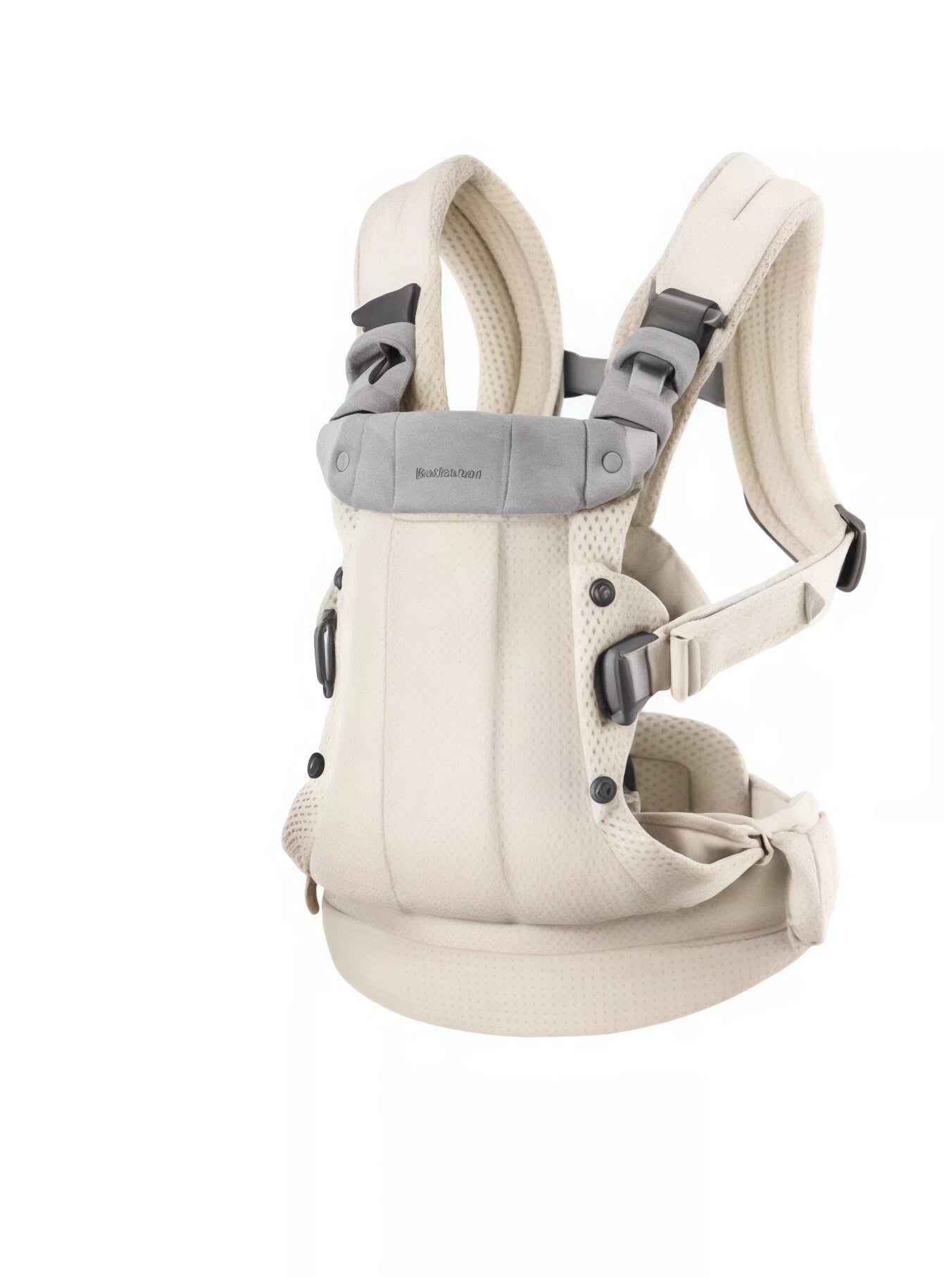BabyBjörn Harmony Carrier Mesh in oatmeal beige – neutral tone with breathable mesh construction ideal for parents seeking style and function